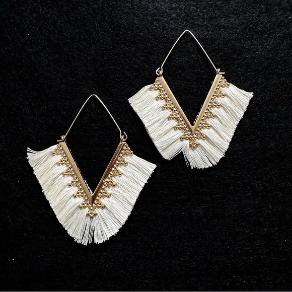 Boho Chic Off-White Tassel Earrings on Gold - Picture 2 of 5